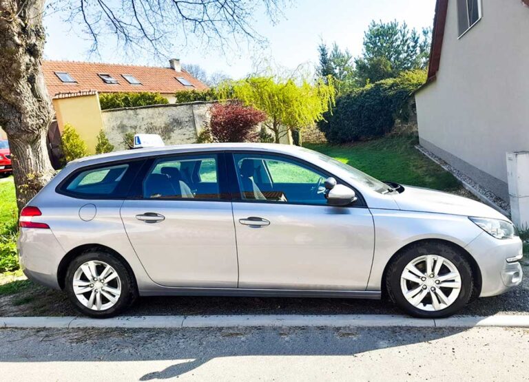 Autoškola MANIRO | Rodinná autoškola s individuálním přístupem